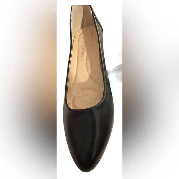 New Women's Pumps Low Chunky Block Closed Toe Heels Comfortable Short Heels - Picture 4 of 8